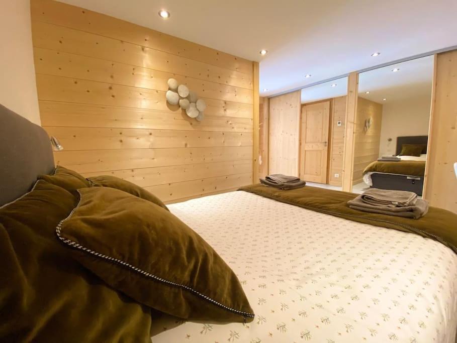 Androsace Appartement Dans Chalet Bois Avec Jacuzzi Privatif Terrasse Et Vue Montagne Les Villards-sur-Thônes Extérieur photo